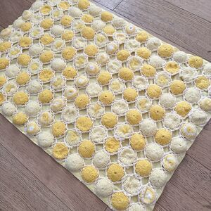 Vintage Crochet Yo Yo Puff Circle Baby 3D Blanket Yellow 38x26 Handmade